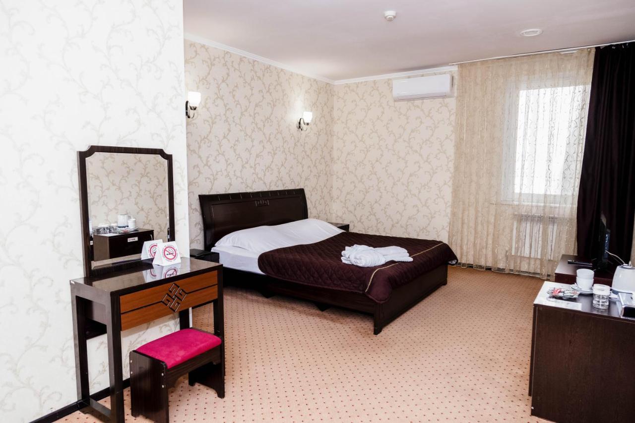 Golden Palace Aktau  Eksteriør bilde