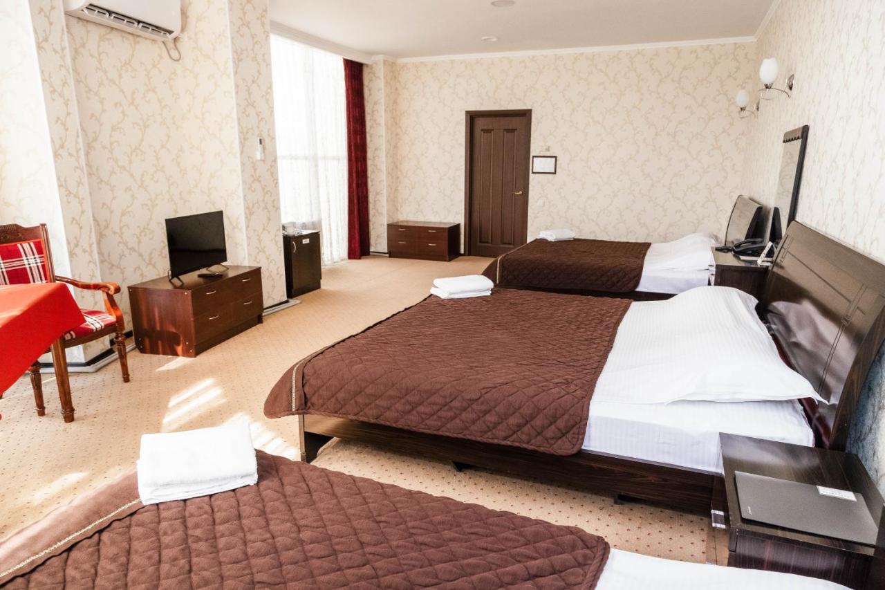 Golden Palace Aktau  Eksteriør bilde