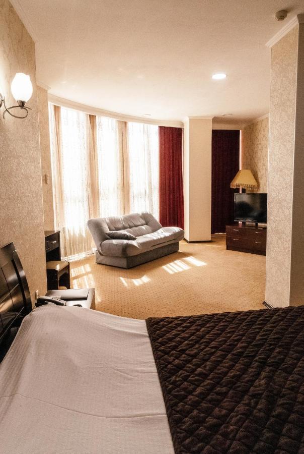Golden Palace Aktau  Eksteriør bilde