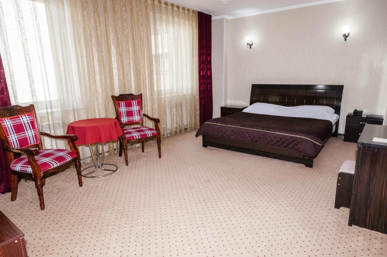 Golden Palace Aktau  Eksteriør bilde