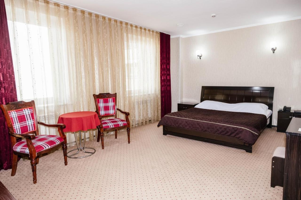 Golden Palace Aktau  Eksteriør bilde