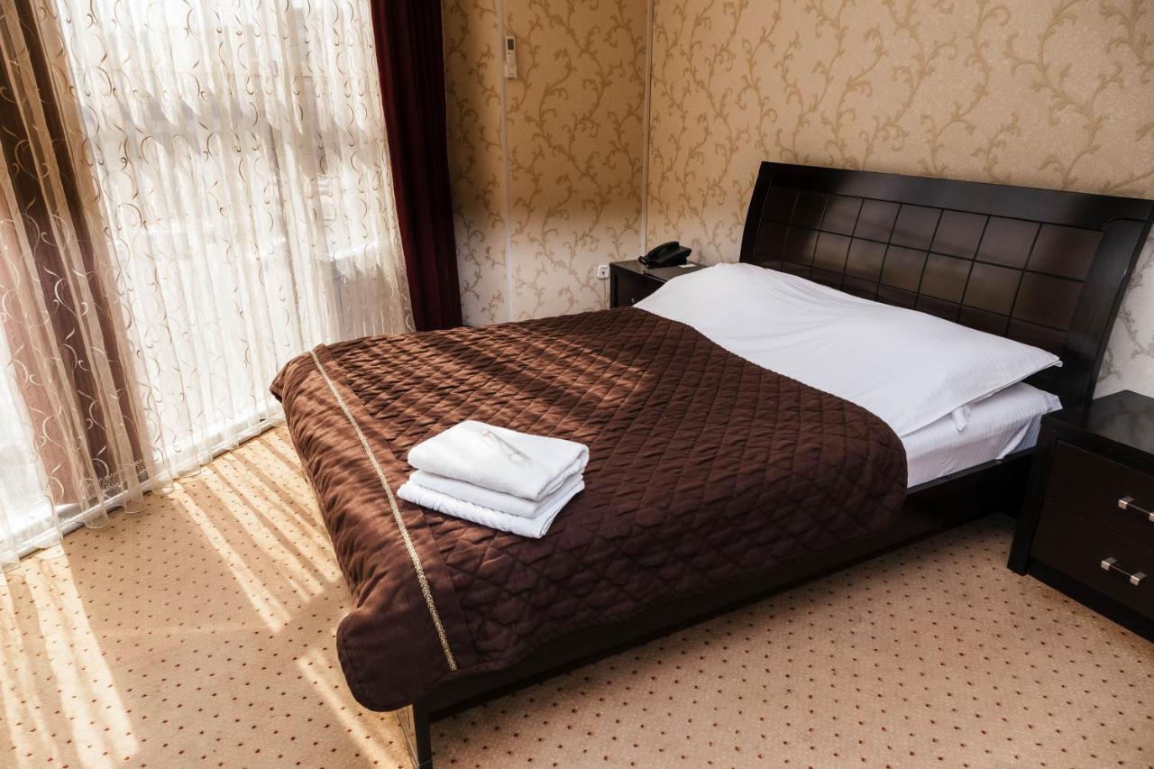 Golden Palace Aktau  Eksteriør bilde